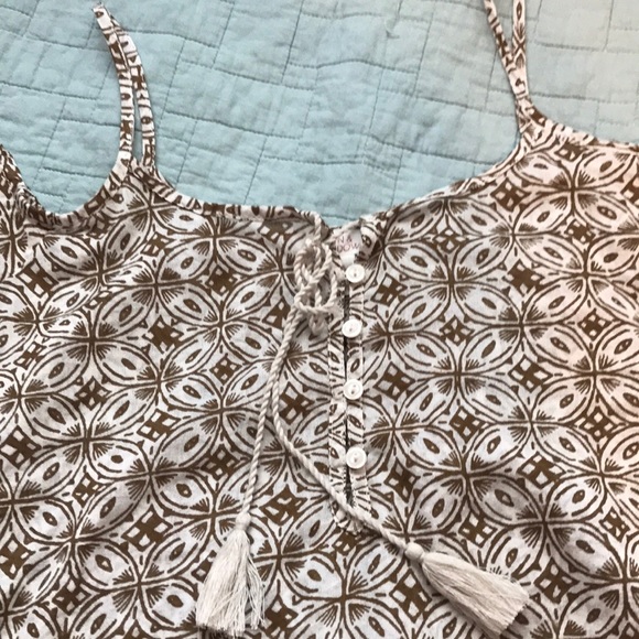 Sun & Shadow Tassel Pom Cold Shoulder Top - Picture 4 of 5